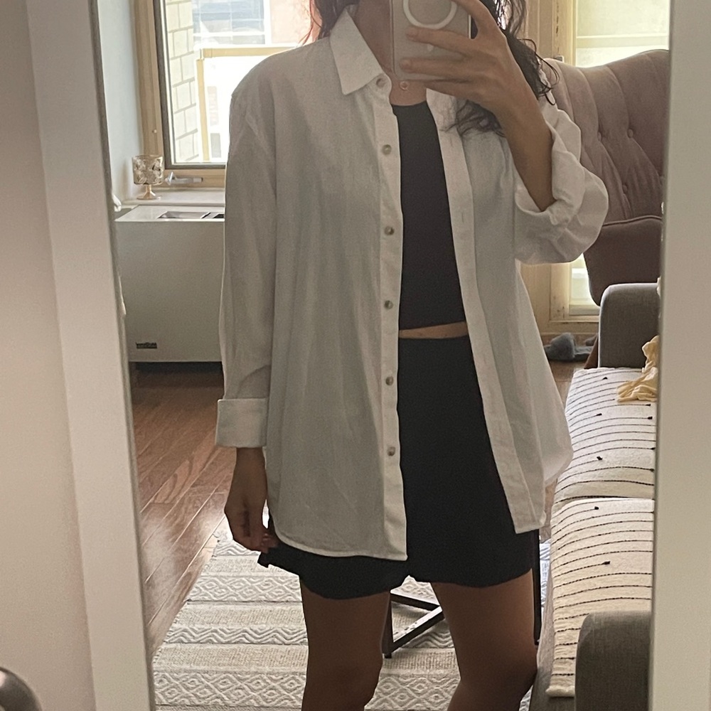 Aritzia Denim Forum Jane Long Sleeve Button Down Shirt